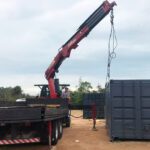 confira essas 5 dicas para montar um escritorio em containers 150x150 - Saiba mais sobre como surgiu o termo caminh&atilde;o munck utilizado no Brasil