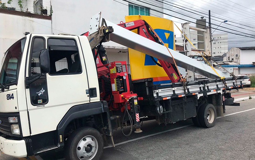 a cilesio transportes trabalha com remocao e instalacao