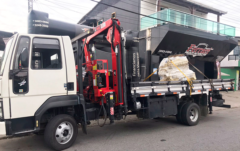 garantimos o transporte de mercadorias com precisao - Garantimos o transporte de mercadorias com precisão e segurança