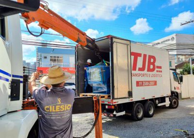 icamento de cargas proporciona rapidez e eficiencia no seu servico 400x284 - Içamento de Pessoas em Itajaí / SC