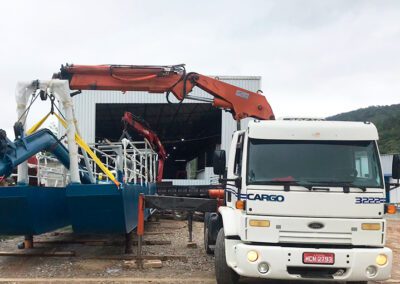 na cilesio transportes a sua caraga esta em boas maos 400x284 - Içamento de Pessoas em Itajaí / SC