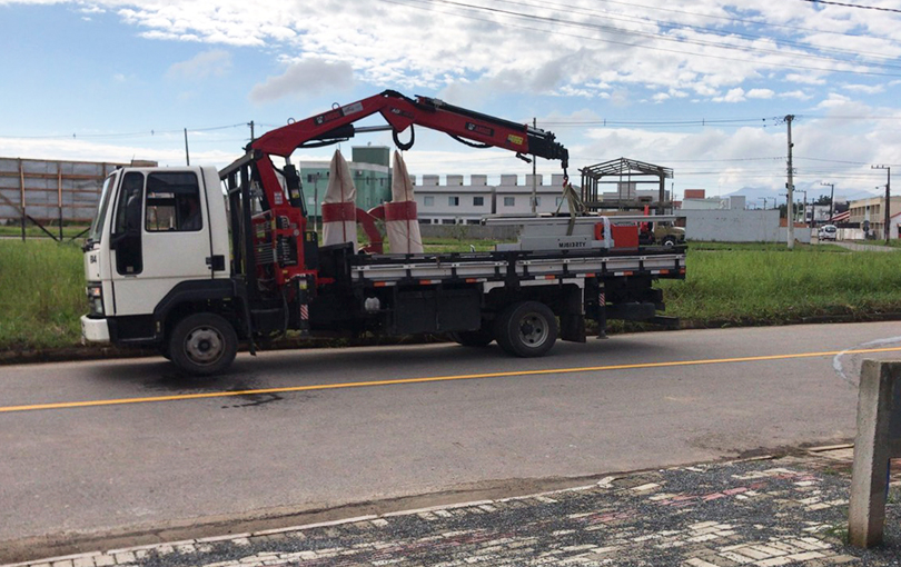 icamento e transporte de postes de energia - Como preparar uma base de apoio para içamento de cargas?