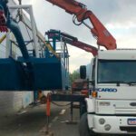 Solucoes eficientes em transporte icamento e remocao de cargas pesadas em Itapema 150x150 - Descubra o papel fundamental do munck na movimenta&ccedil;&atilde;o de containers em Navegantes