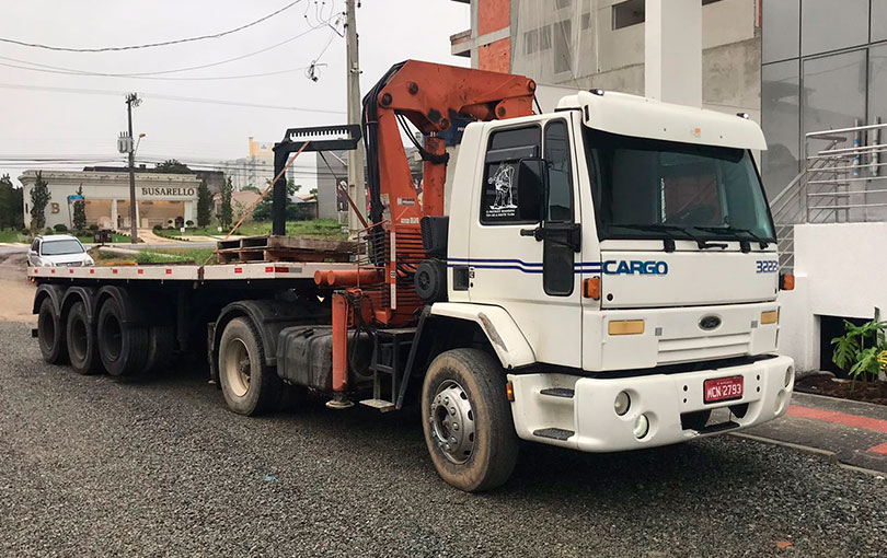 caminhao munck em balneario camboriu o que precisa saber antes de alugar - Locação de caminhão munck em Balneário Camboriú: o que precisa saber antes de alugar