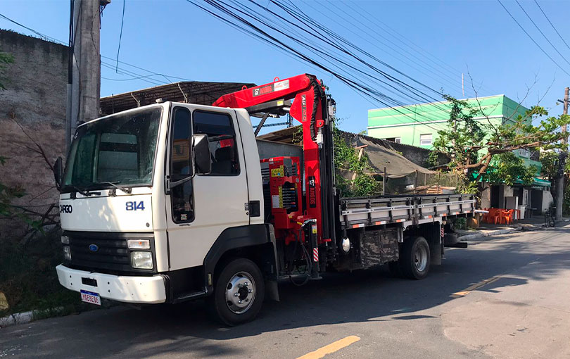 Caminhão Munck Em Brusque Qual é O Seu Uso Cilesio Transporte E Serviço De Munck 9912