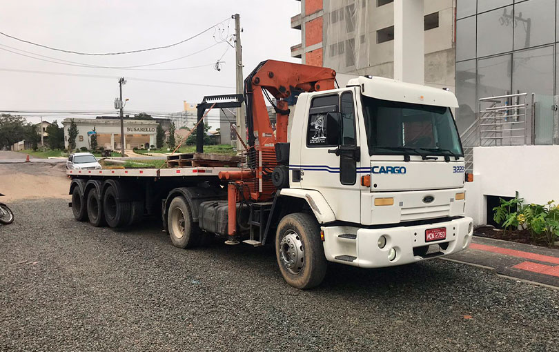 munck em balneario camboriu a soluacao para obras complexas - Caminhão munck em Balneário Camboriú: a solução para obras complexas