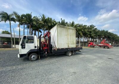 ex transporte de container 02 400x284 - Transporte de Container em Itaja&iacute; / SC