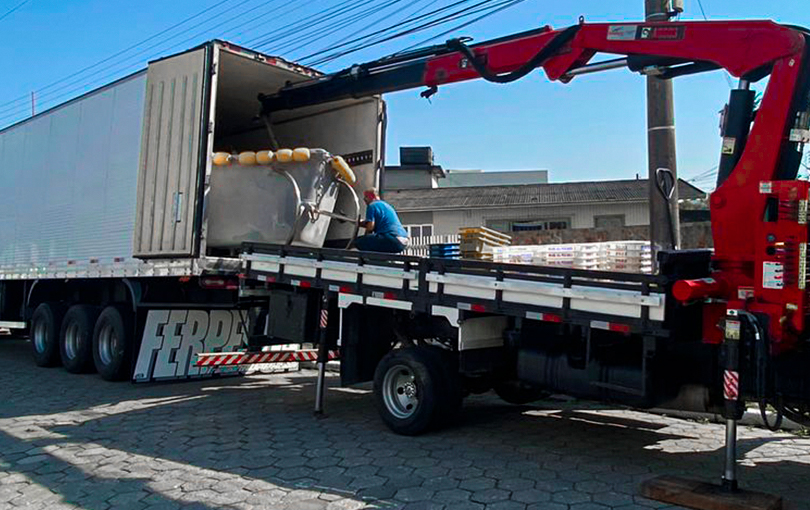 Desova de containers em Itajaí: por que a experiência da Cilesio faz a diferença