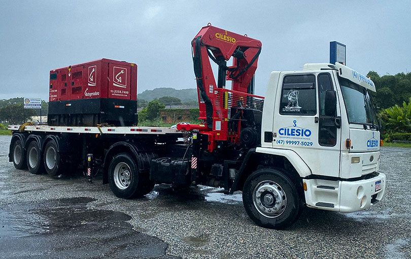 Mudança industrial em Itajaí: saiba como garantir a integridade dos equipamentos