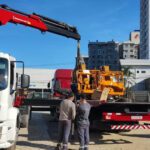 Confira nosso guia completo sobre desova de containers com munck Por que caminhoes munck sao essenciais em obras e logistica pesada 150x150 - Confira nosso guia completo sobre desova de containers com munck