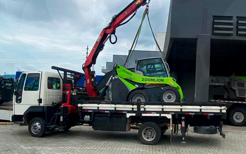 Entenda a importância da precisão no içamento de máquinas pesadas