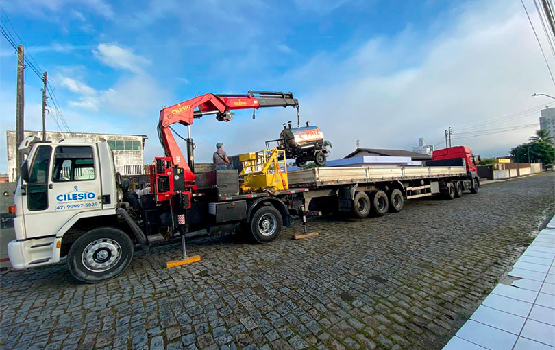 3 riscos na movimentação de cargas pesadas que você precisa evitar