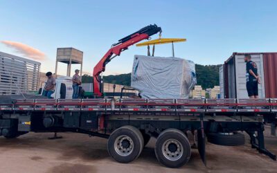 descubra quando contratar a desova de containers com munck em navegantes 400x250 - In&iacute;cio