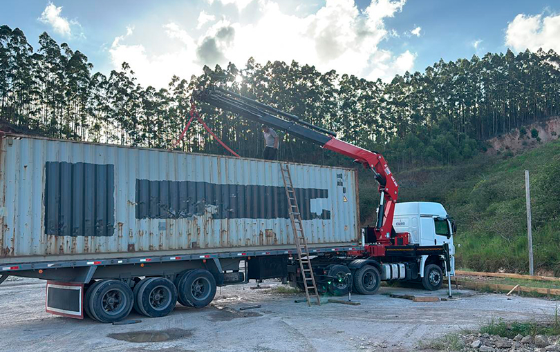 a desova de containers e aplicada na logistica portuaria - Como a desova de containers &eacute; aplicada na log&iacute;stica portu&aacute;ria?